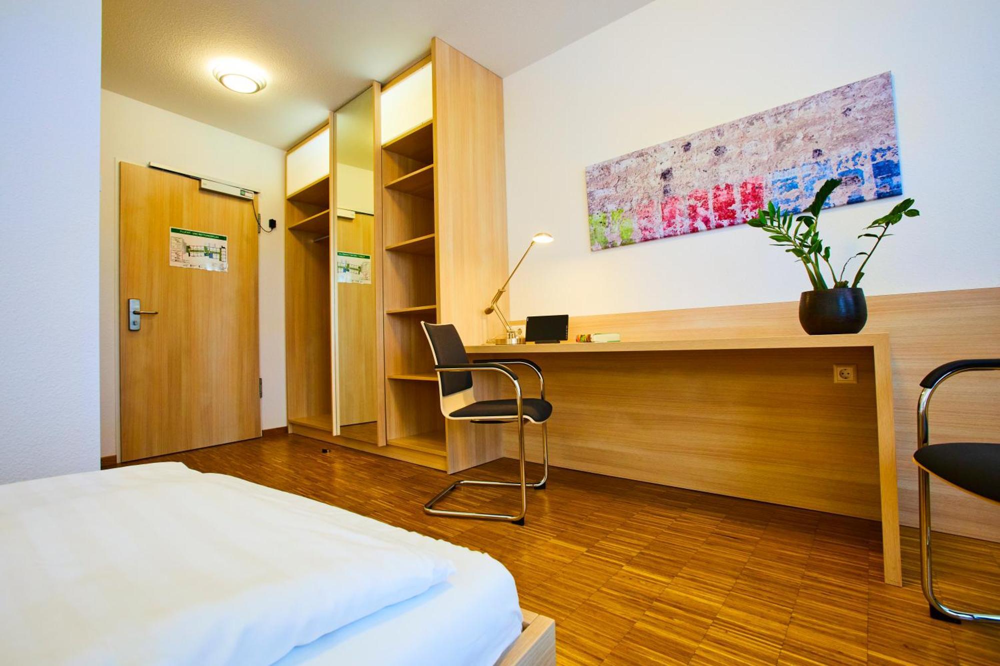 לינגן Gaestehaus Im Lwh מראה חיצוני תמונה